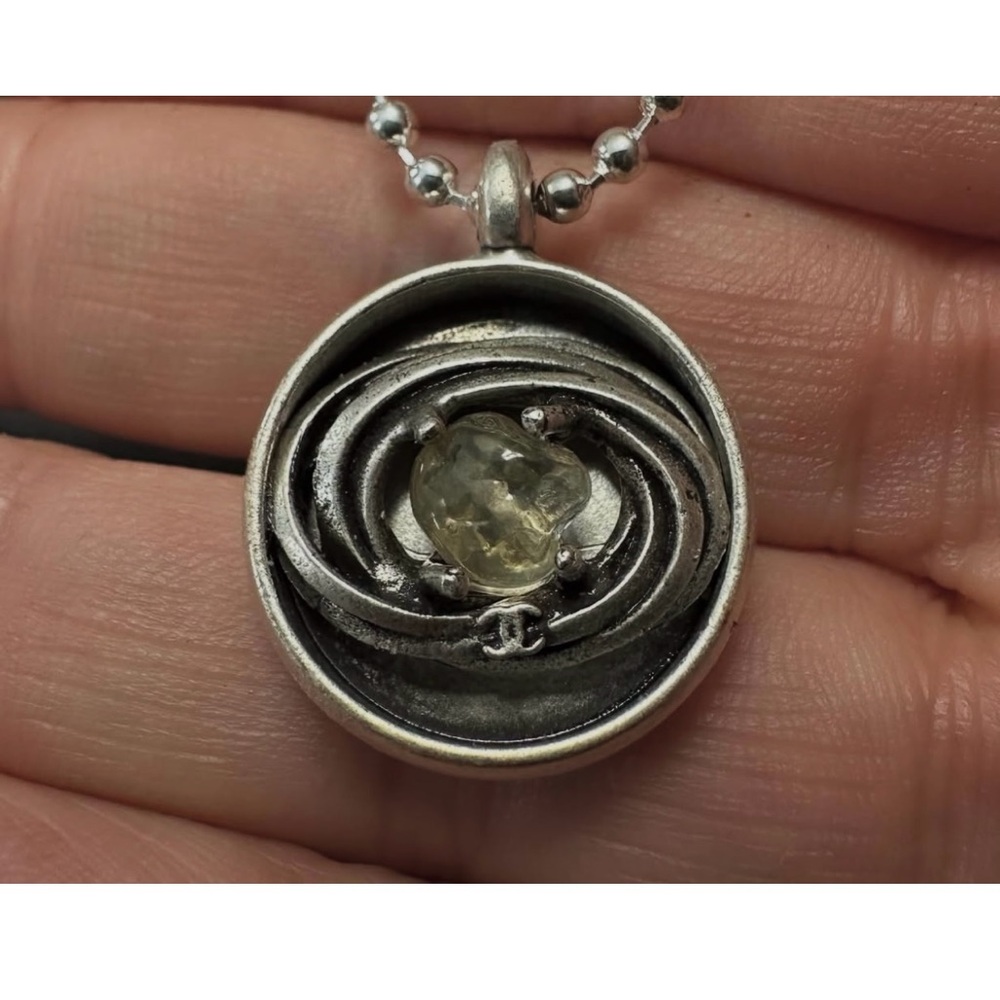 CC Silver and Yellow/green stone Intricate Necklace